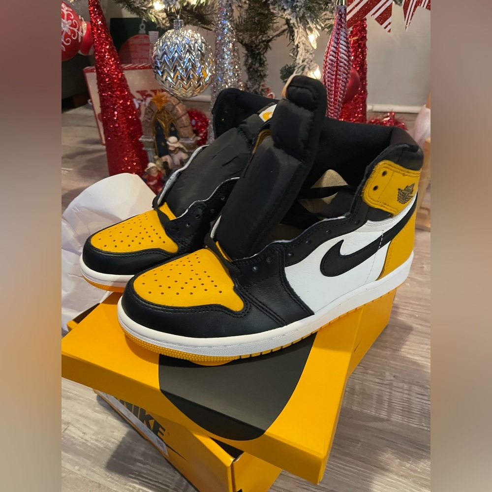 Air Jordan Retro 1 High / Taxi